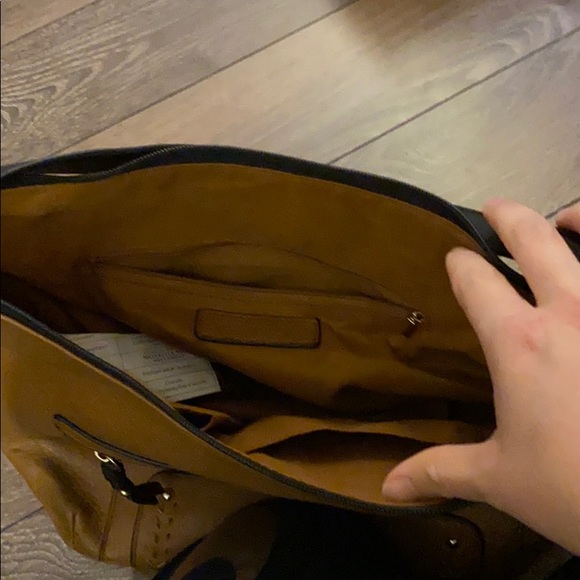 Purse - Picture 2 of 3